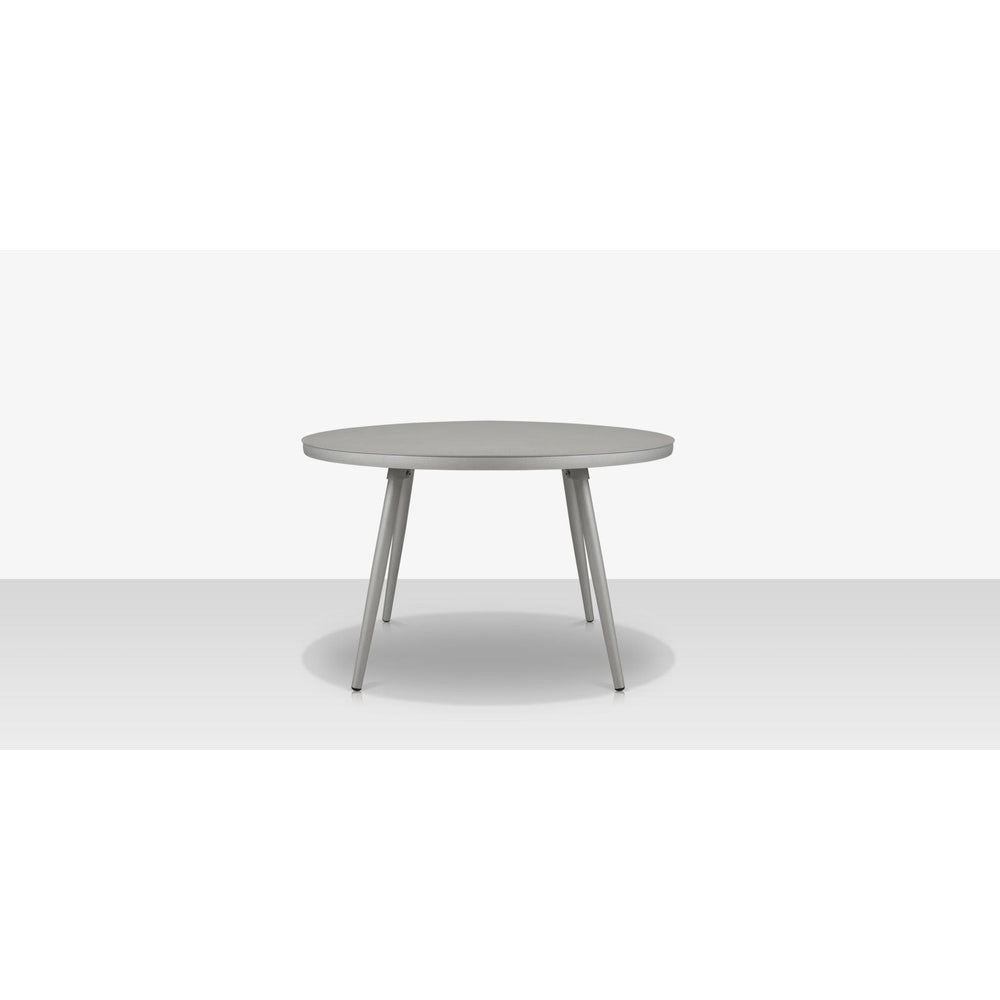 Aria Outdoor Round Dining Table